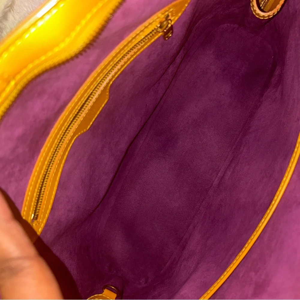 Louis Vuitton Yellow Epi Lussac Tote - Picture 13 of 16
